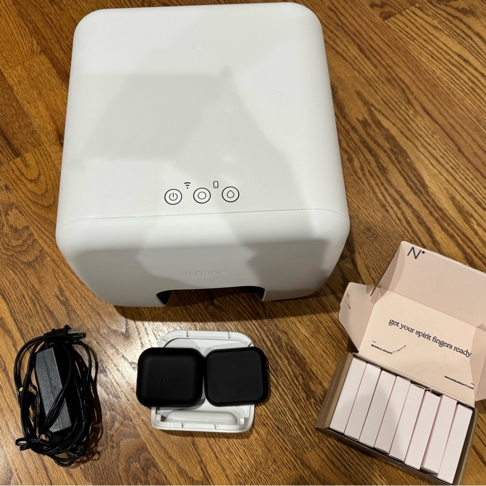 Nimble Beauty Automated Manicure System